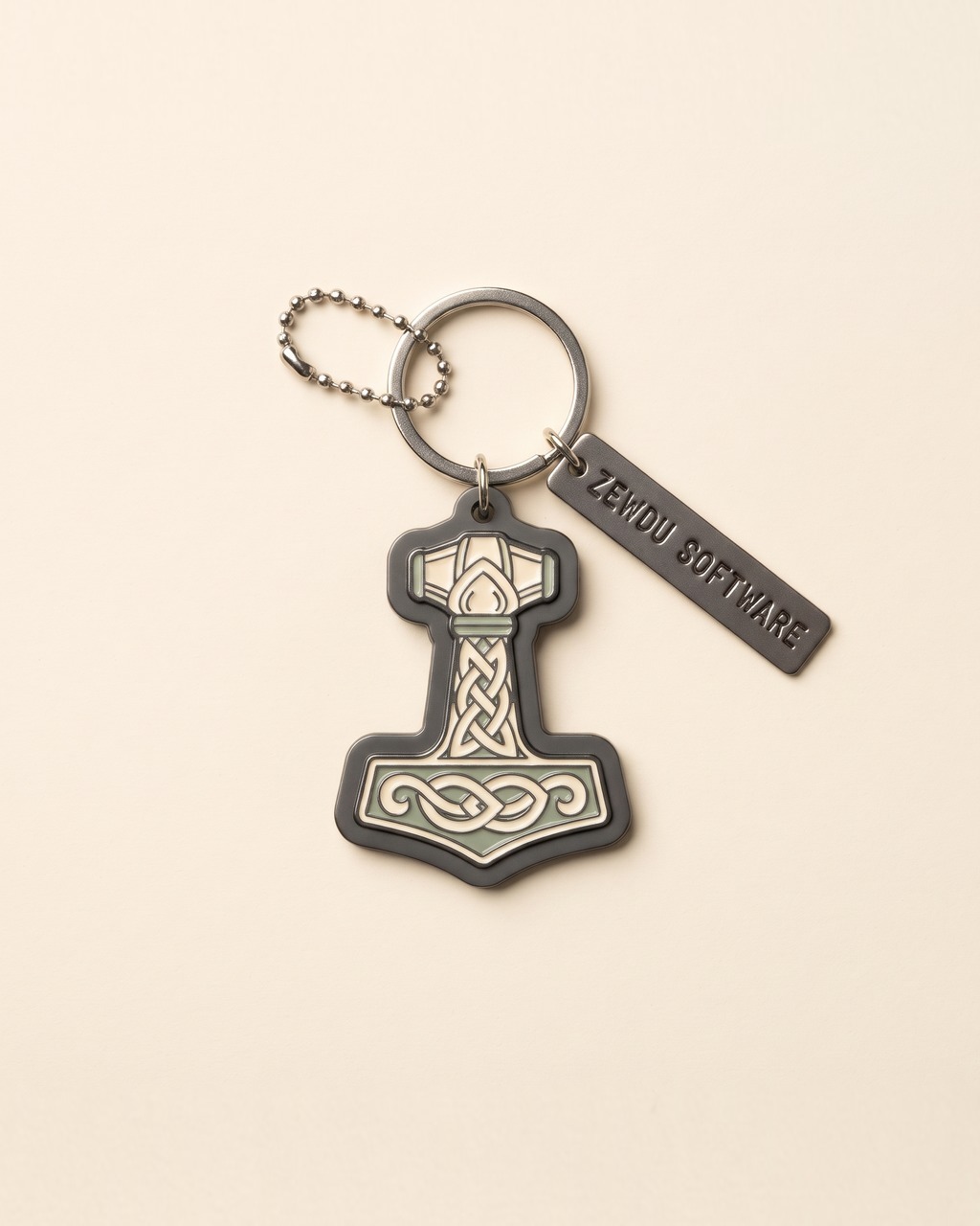 Hammer Knot Keychain in Charcoal